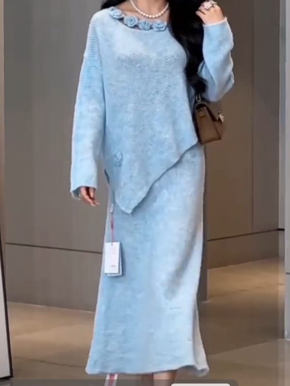 ✨ Gorgeous Blue Marled Knit Sweater